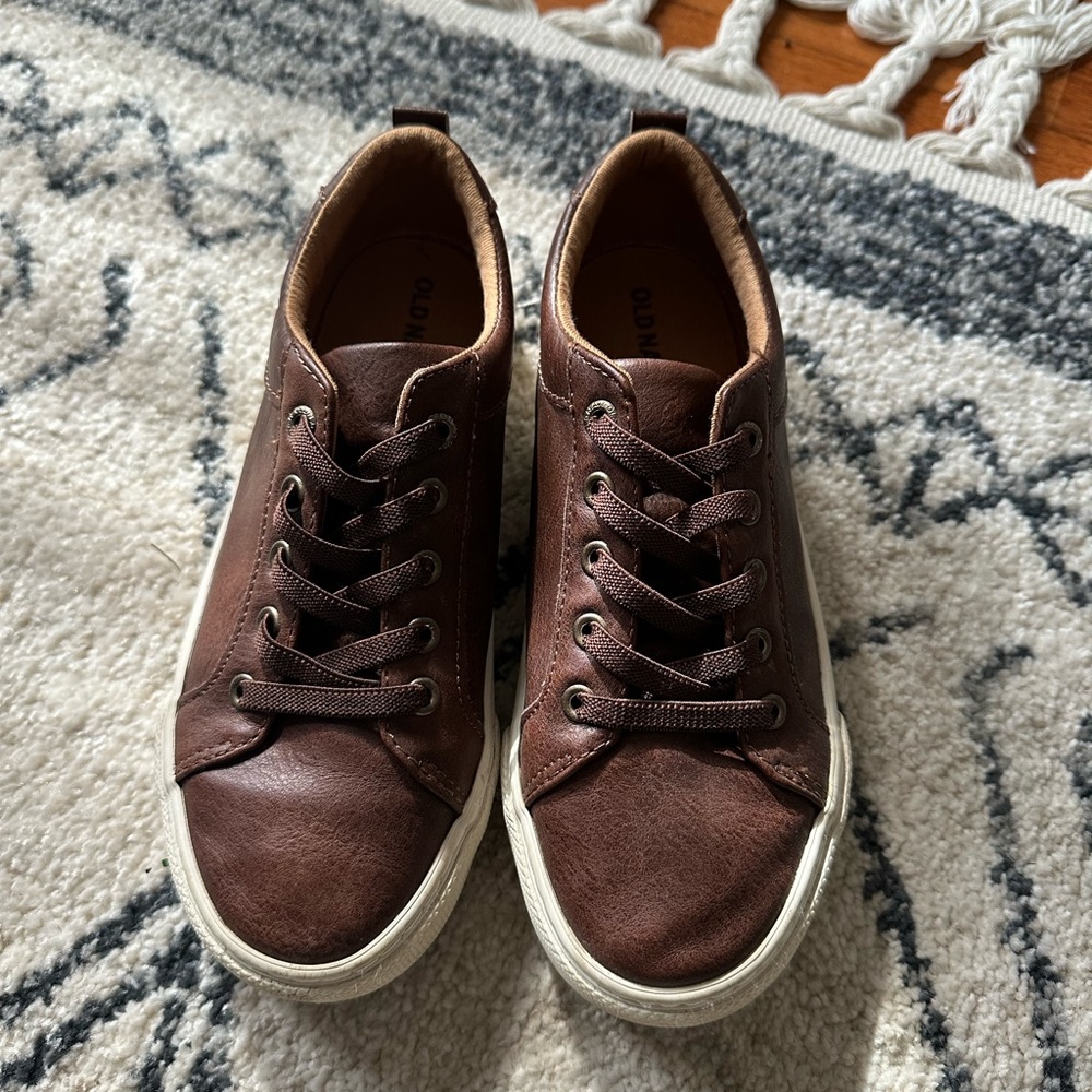 Kids Old Navy Brown Leather Dress Shoe